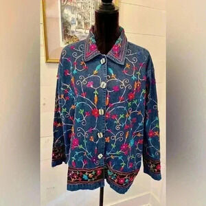 Unite vintage 90s Embroidery Jean jacket with wooden buttonsXL groovy  festivals